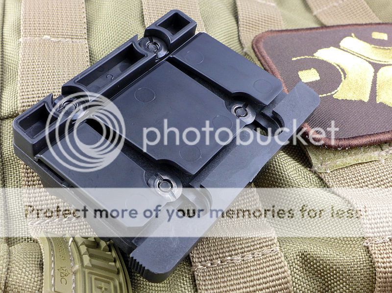 41%20TORQ%20MOLLE%20mounting%20P1090870.jpg