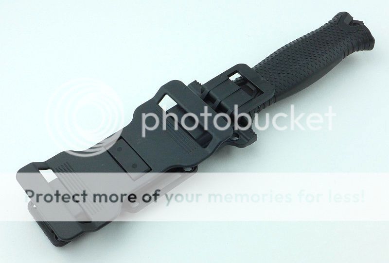 13%20Strongarm%20horiz%20Belt%20P1190466.jpg