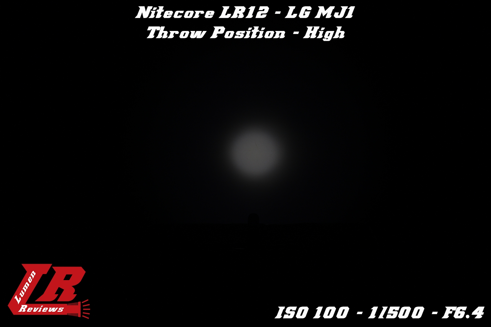 Nitecore_LR12_22.jpg