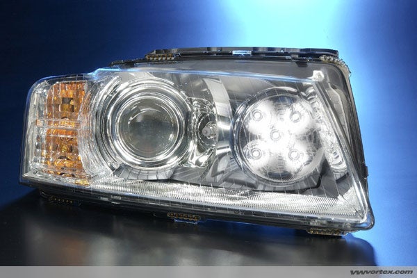 lumiled_headlight_1.jpg