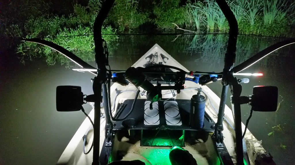 Looking for a specialized Headlamp : Bowfishing