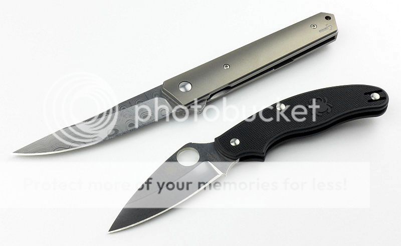 32%20Boker%20Kwaiken%20size%20angle%20open%20P1120853.jpg