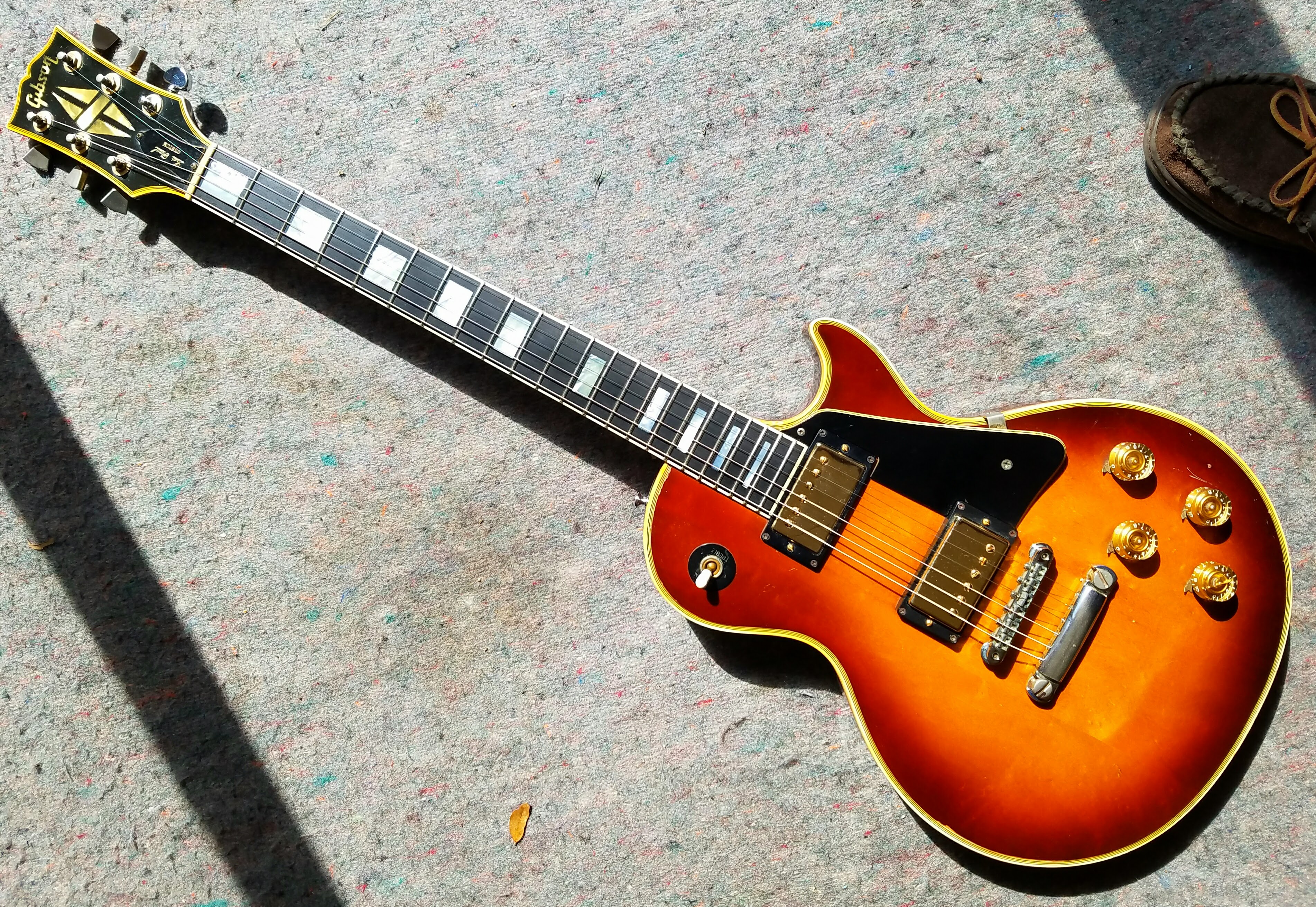 Les_Paul_Custom.jpg