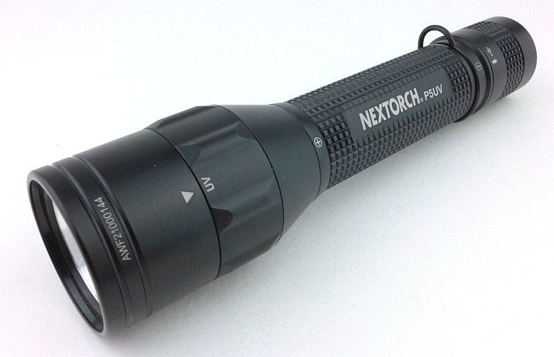 30-Nextorch-P5x-lanyard-full-P1240369.jpg