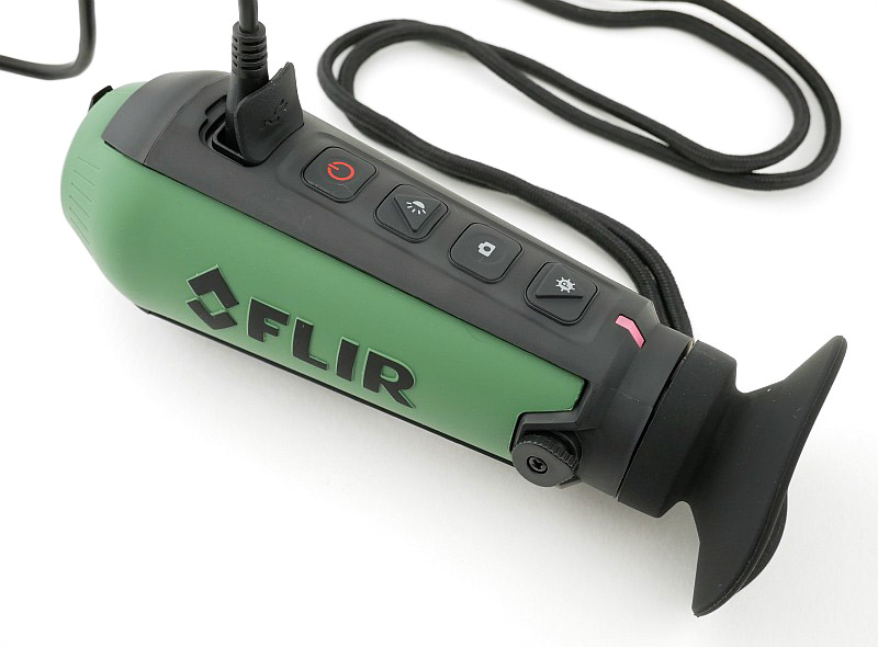 19-FLIR-Scout-TK-charging-P1000171.jpg