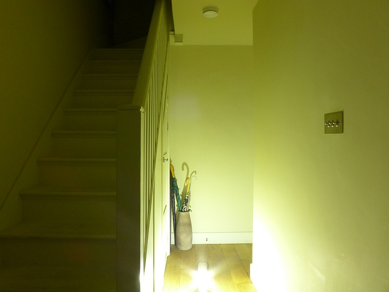 26-Streamlight-SuperSiege-indoor-beam-white-P1300329.jpg