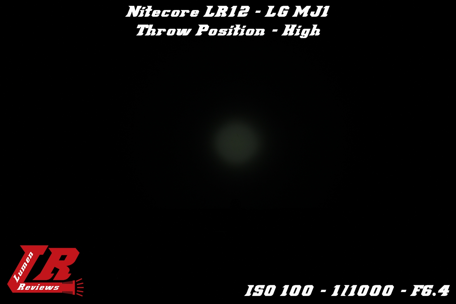 Nitecore_LR12_23.jpg