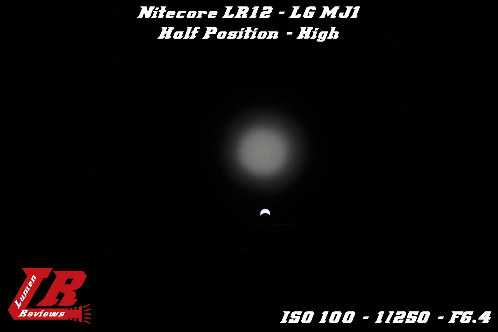 Nitecore_LR12_34.jpg
